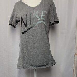 Nike Women's Heather Gray V-Neck Tee